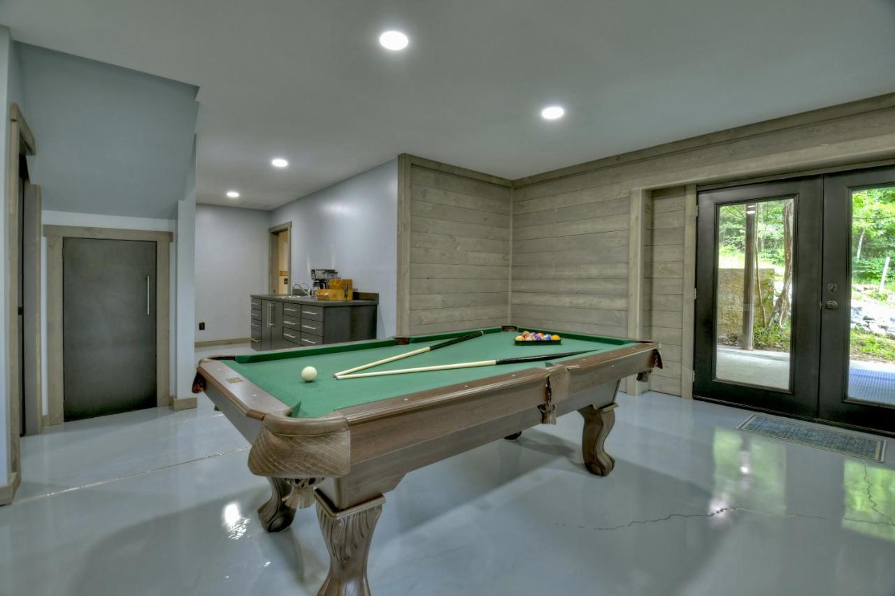 The Chariot - Creek Front With Hottub, Fire Pits, Billiards, Ev Charger - Sandalwood Stays Blue Ridge Extérieur photo