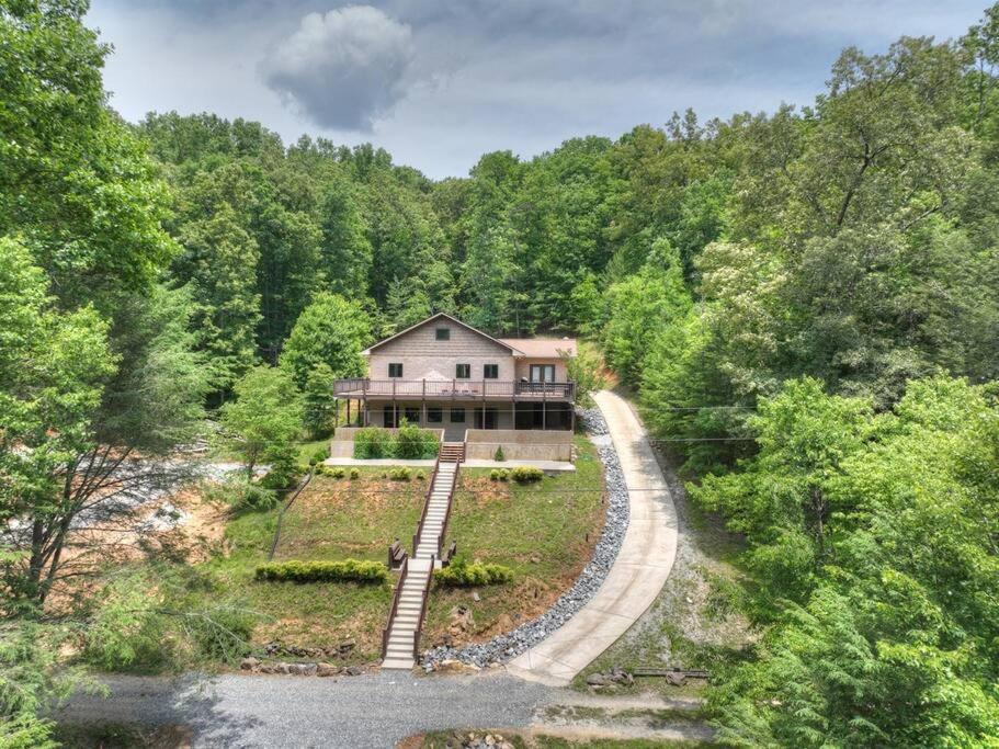 The Chariot - Creek Front With Hottub, Fire Pits, Billiards, Ev Charger - Sandalwood Stays Blue Ridge Extérieur photo