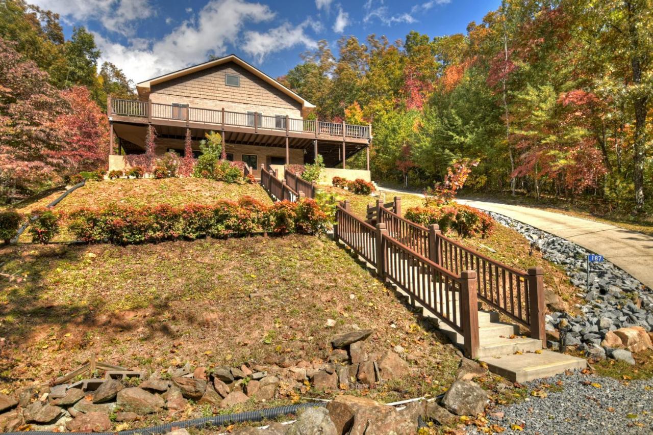 The Chariot - Creek Front With Hottub, Fire Pits, Billiards, Ev Charger - Sandalwood Stays Blue Ridge Extérieur photo